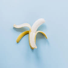 Recette 3 Super Masques Capillaires A La Banane Nappy Diary Love Your Skin Skin Food Banana Skin