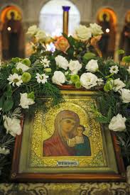 Вот почему существует много изводов (вариантов) ее иконы. Prazdnovanie V Chest Kazanskoj Ikony Bozhiej Materi Svyato Nikolskij Hram Pamyatnik