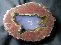It cleanses and stabilises the aura, eliminating and transforming negativity. Thunderegg Wikipedia