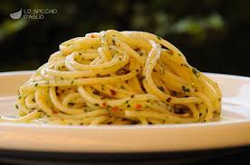 Ricetta Pasta Aglio Olio E Peperoncino Alla Sicula Le Ricette Dello Spicchio D Aglio