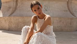 Für eine schöne hochzeit, wie sie sich die meisten bräute vorstellen, muss. Trunk Show Mit Daalarna Couture 28 November Bis 6 Dezember 2020 Bei Elbbraut Hamburg Elbbraut