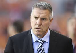 Peter Vermes frustrated with red cards in Sporting KC defeat