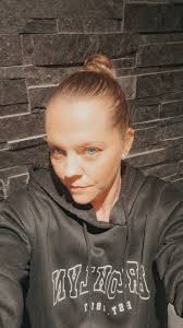 How's they look don't be rude