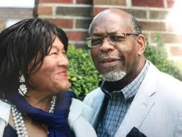 Larry Leflore's Instagram, Twitter & Facebook