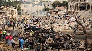 Resultado de imagem para PELO MENOS 17 PESSOAS MORREM EM ATAQUE DE HOMEM-BOMBA NA SOMÁLIA