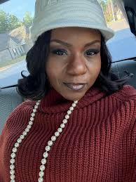 Happy Sunday! Talk nice to me! Tights that I could barely fit in January.  Now come allllll the way up to right under my bra! Gloooooooorrryy!!!  🙌🏾🙌🏾🙌🏾🙌🏾🙌🏾