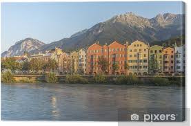 Österreichische stadt am inn has rating 3 out of 5 with 2 votes. Leinwandbild Inn Fluss Auf Seinem Weg Durch Innsbruck Osterreich Pixers Wir Leben Um Zu Verandern