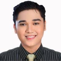 800+ "Lionel" profiles