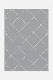 Sein Minimalistisches Design Beeindruckt Auf Den Ersten Blick Der Berber Nafusa Teppich Uberzeugt Durch Vielfalti In 2020 Teppich Waschbar Teppich Klassische Teppiche