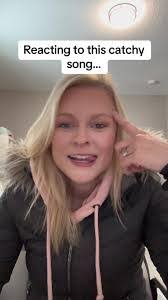 Dasha Bailey's Instagram, Twitter & Facebook