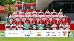 Mannschaftsfoto der sc freiburg profimannschaft der saison 2019/20 mit trainern und betreuern auf fotodruckpapier. Vfb Stuttgart Vfb Mannschaftsfoto 2019 2020