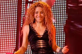 Shakira isabel mebarak ripoll, араб. Shakira Kicks Off World Tour And Asks Her Fans Back Campaign To Get Children Into School Theirworld