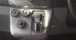 Ini kerana memandu kereta auto jauh lebih mudah jika hendak dibandingkan dengan kereta manual. D I Y Serbamaneka Periksa Minyak Gearbox Automatik Perodua Alza Cara Koman