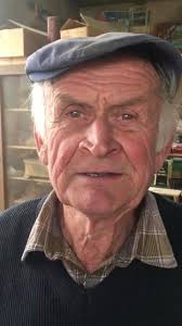 POUR TOUT SAVOIR SUR LA CÉLÈBRE COLOMBE PORTE BONHEUR DES ALPES !, « La  colombe des Alpes était une protection, une assurance dans chaque maison...  », Maurice Michaud en a fait plus de 1500 dans sa ...