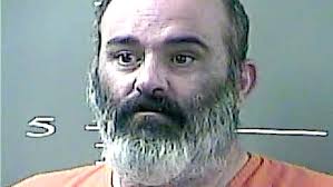 Man who allegedly used daughter as shield to avoid arrest finally captured 