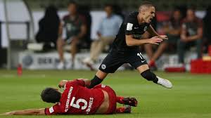 In kreisen oder städten mit hohen infektionszahlen sollen weitgehende. Bundesliga Der Videobeweis Soll Besser Funktionieren Sport Sz De