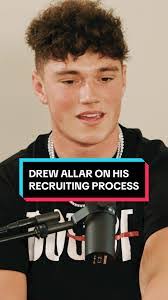 Drew Farnese's Instagram, Twitter & Facebook