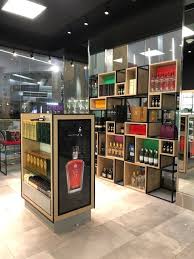 San Diego International Airport > Shop Dine Relax > Detail