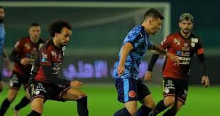 وتعادل فريق القادسية الجولة المنصرمة مع الفيصلي بهدفين لمثلهما لكنه تفوق في الأسبوع ومن المقرر أن يلعب القادسية ضد أبها الأسبوع المقبل ثم مع الوحدة وضمك والتعاون والنصر والباطن، في حين ينافس الفتح. Ø§Ù„Ù‚Ø§Ø¯Ø³ÙŠØ© ÙŠØ·ÙŠØ­ Ø¨Ù€ Ø§Ù„Ø´Ø¨Ø§Ø¨ Ù…Ù† ÙƒØ£Ø³ Ø®Ø§Ø¯Ù… Ø§Ù„Ø­Ø±Ù…ÙŠÙ† Ø¨Ù‡Ø¯Ù Ù‚Ø§ØªÙ„ ÙÙŠØ¯ÙŠÙˆ Ø§Ù„ÙŠÙˆÙ… Ø§Ù„Ø³Ø§Ø¨Ø¹