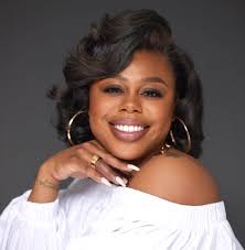 Throw back to my first shoot with @gail__bean. It's amazing watching this  superstar embody every role! At the time she was Wanda. You can catch her  now