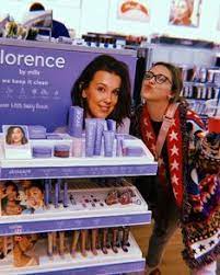 La malette maquillage ou coffret maquillage. 45 Idees De Florence By Mills Bobby Brown Marque Cosmetique Produits De Beaute