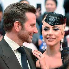 Bei der oscarverleihung 2019 war a star is born in acht kategorien nominiert, unter anderem als bester film, lady gaga als beste hauptdarstellerin und bradley cooper als bester hauptdarsteller. Lady Gaga Und Bradley Cooper Was An Den Liebes Geruchte Dran Ist Der Spiegel