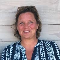 100+ "Anne Baumann" profiles