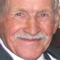 Karl Hatch's Instagram, Twitter & Facebook