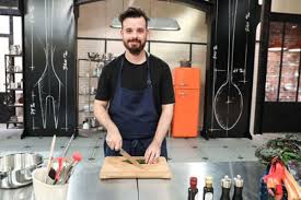Au cours d'une interview, le chef étoilé revient sur cette victoire, et son aventure. David Gallienne Gagnant Top Chef 2020 Il Remporte La Saison 11 De M6 Top Chef Nouveautes Tele Com