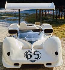 chaparral 2e at nassau december 1966 eric della faille photo restored old race cars sports car racing race cars pinterest