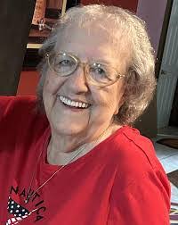 Carrie Scholl's Instagram, Twitter & Facebook