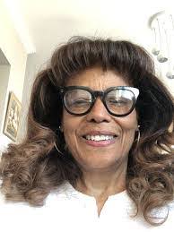 Colette Kay's Instagram, Twitter & Facebook