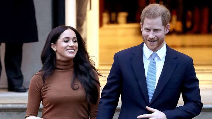 Prince Harry, Meghan to close Buckingham Palace office as they finalize  split with royal family - ABC News