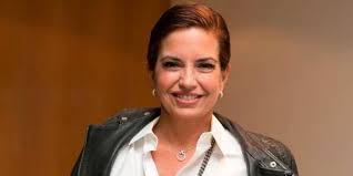 Read and view everything you want to know not only about bárbara guimarães, but you can pick the celebrity of your choice. Who Is Barbara Guimaraes Dating Barbara Guimaraes Boyfriend Husband