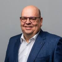 2100+ "∞ Mies" profiles