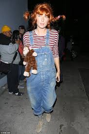 Maria Sharapova Dressed As Pippa Longstocking For Halloween Bash In La Halloween Costumes With Overalls Best Celebrity Halloween Costumes Red Hair Halloween Costumes