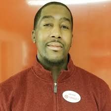 Gabe W (@gabefromtarget_)