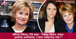 Ça va faire de sacrées étincelles. Miou Miou A 69 Ans Qui Sont Ses Enfants Et Petits Enfants Dont Elle Est Si Fiere