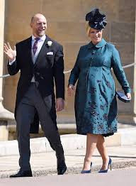 Zara tindall (39), lieblingsenkelin von königin elizabeth ii., erwartet ihr drittes kind. Queen Elizabeth Ii S Granddaughter Zara Tindall Is Pregnant E Online