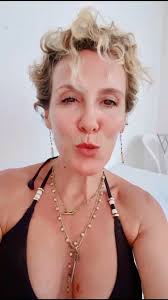 SABBAT éclos le 23 septembre au théâtre de l'onde à Velizy ! Save the date  ! ☀️ Retour sur deux ans de création. Merci à toute pour cette merveille !  ❤️ Fatima