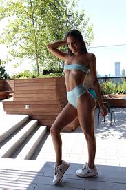 Jen Selter - Free pics, galleries & more at Babepedia