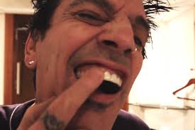 Nick Thayer & Tommy Lee featuring Mikill Pane