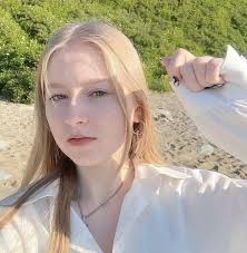 Should I paint or preserve 1930s vanity?