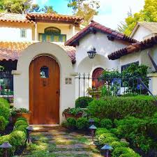 Spanish Style Homes For Sale Near Me Spanishstylehomes Spanish Style Homes Mediterranean Homes Spanish Style