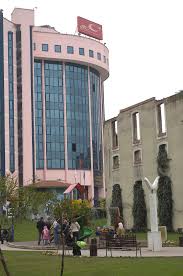 File:Kocaeli Büyükşehir Belediyesi Hizmet Binası 1416.jpg - Wikimedia  Commons