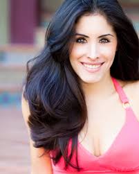 Rock your Healthy New Year's Resolutions & Get the Body you Want ~  Interview With Michelle Betts