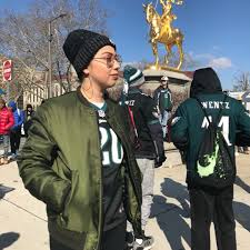 JEWISH PERSON OF THE WEEK: Meet Stacy Almendarez-Ortiz! (@wonderfulalmonds)  In our interview for the GatherDC blog this week, Stacy discusses...  🔍Exploring different approaches to Friday night services around the DMV  🌉Building bridges