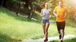 Lari atau berlari adalah metode mahluk hidup untuk bergerak yang memungkinkan manusia dan binatang bergerak dengan cepat menggunakan kaki. 8 Manfaat Olahraga Lari Yang Perlu Anda Ketahui Untuk Kesehatan Fisik Dan Mental Pantura