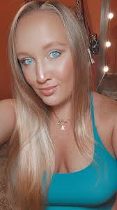 Hey girls!! I'm trying to get my follower count up, I see yall supporting  one another & I love it!! My page is Kirsten's Kitchen , I can't wait to  make some