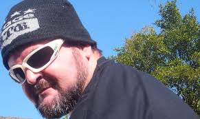 Nino Lee Rocker: Nino Lee Rocker e Spy Wear